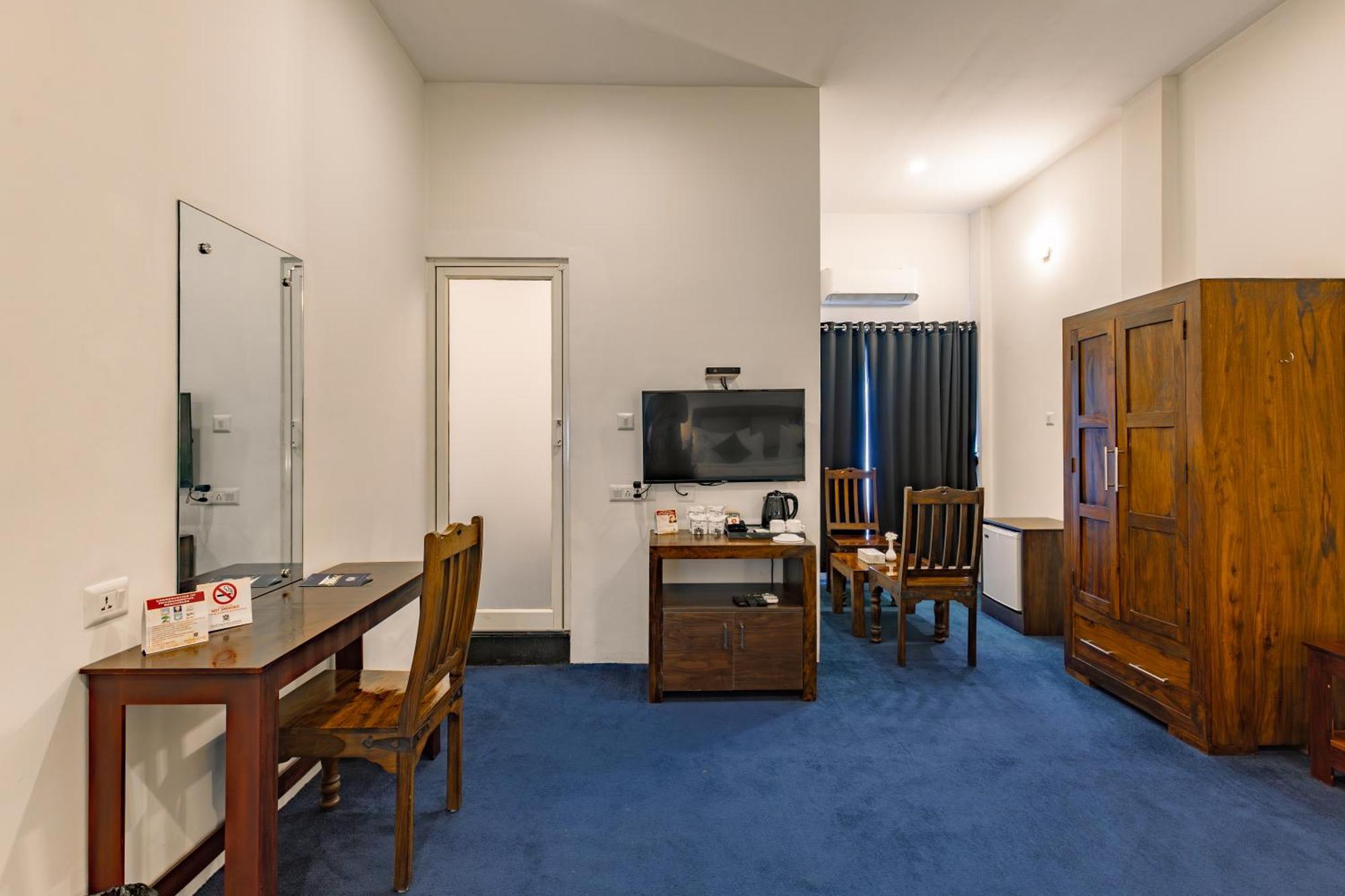 Hotel Narendra Central Muvattupuzha ภายนอก รูปภาพ