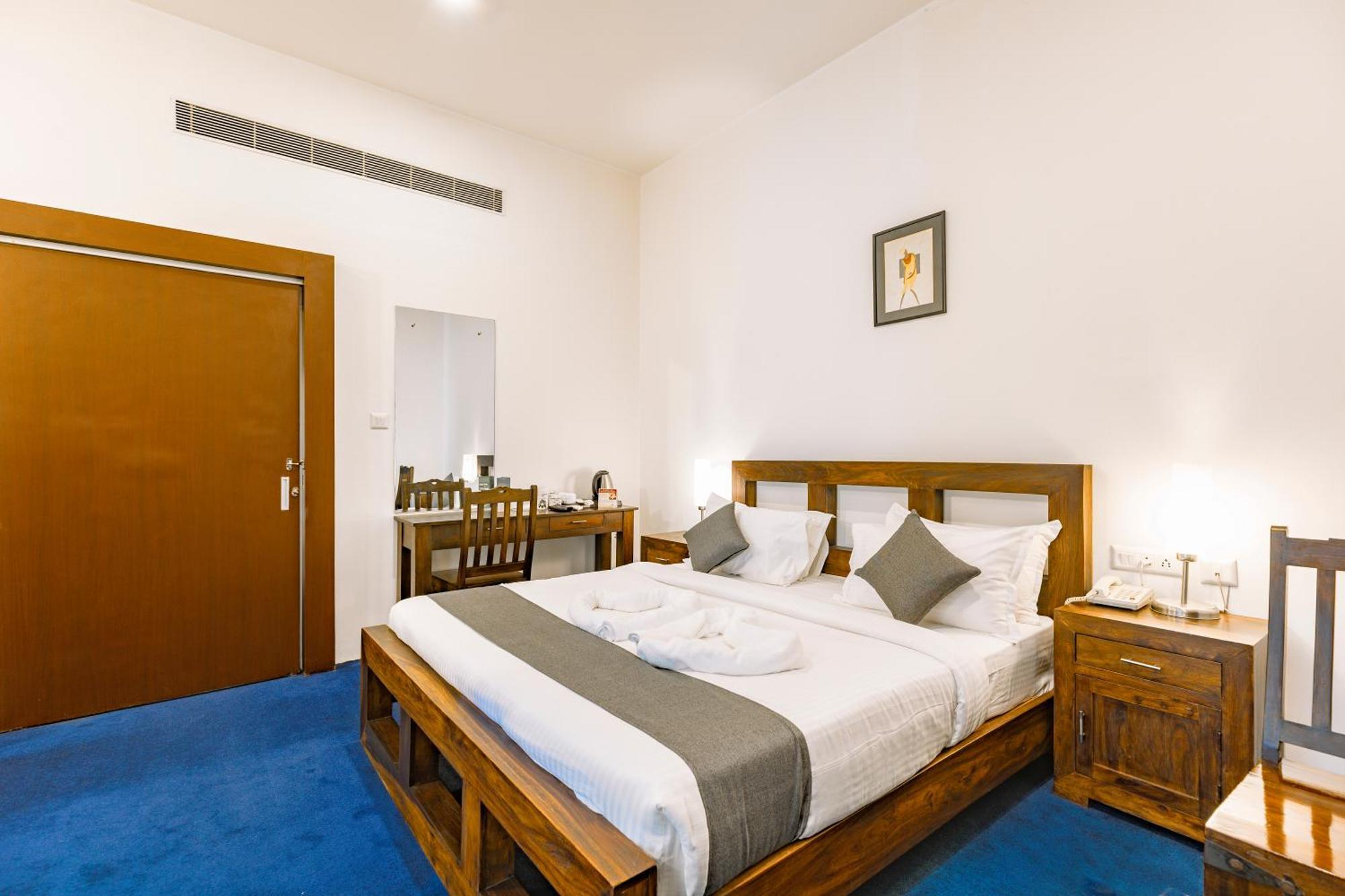 Hotel Narendra Central Muvattupuzha ภายนอก รูปภาพ