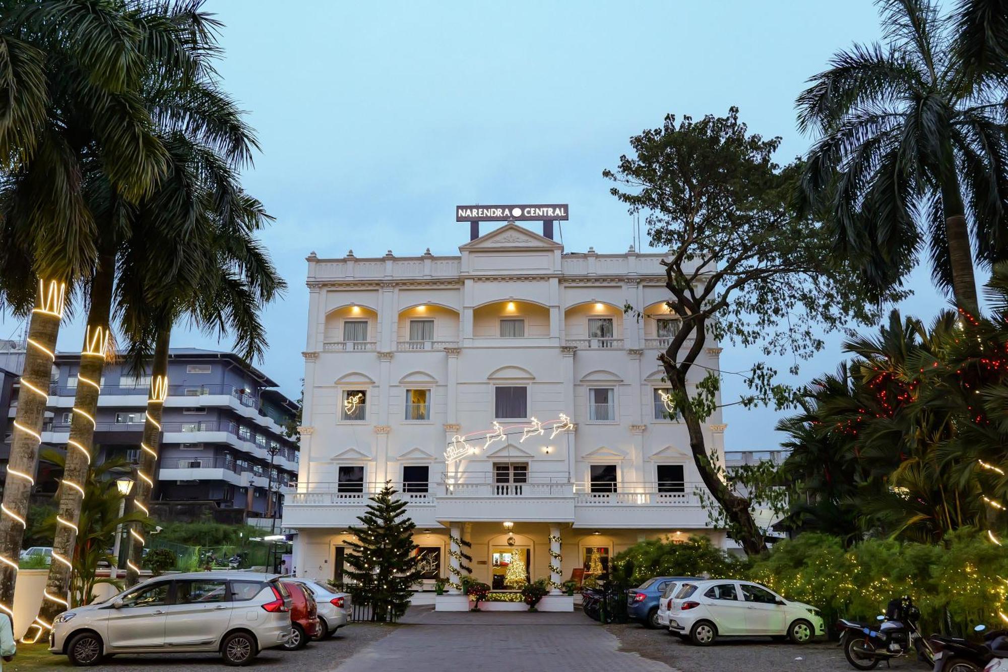 Hotel Narendra Central Muvattupuzha ภายนอก รูปภาพ