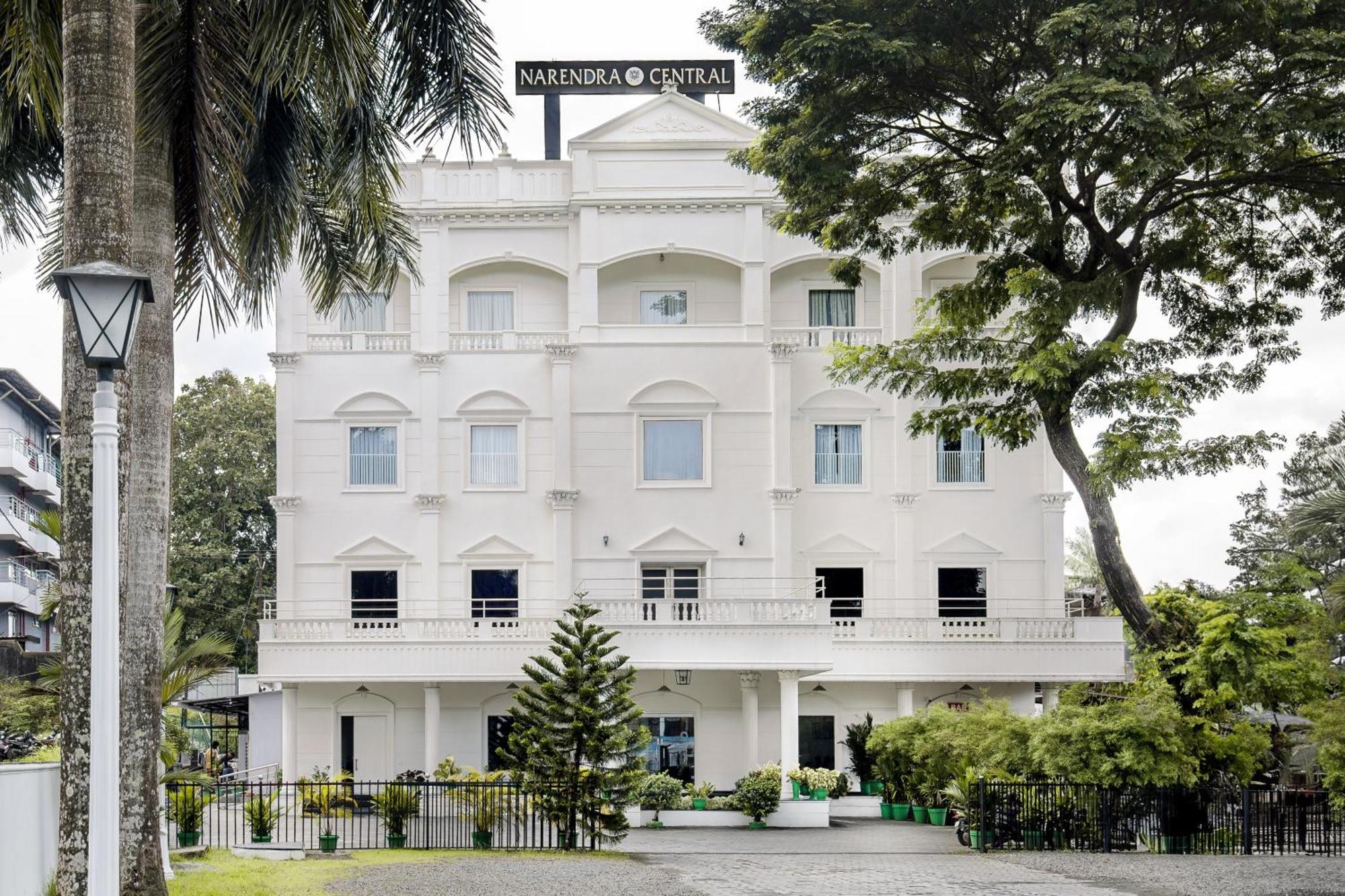 Hotel Narendra Central Muvattupuzha ภายนอก รูปภาพ